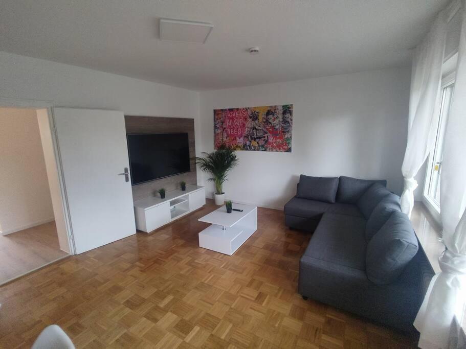 Vogelnest - Wohlfuehlen Im Gruenen Appartement Karlsruhe Buitenkant foto